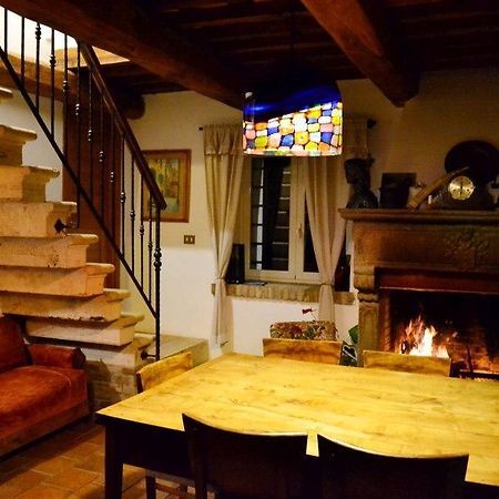 Agriturismo La Sorgente Di Nepi Hotel ภายนอก รูปภาพ